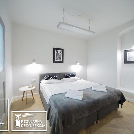 M5 Main Square Stylish One Bedroom 크라쿠프 외부 사진